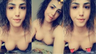 Çıtır bakımlı travesti Bade